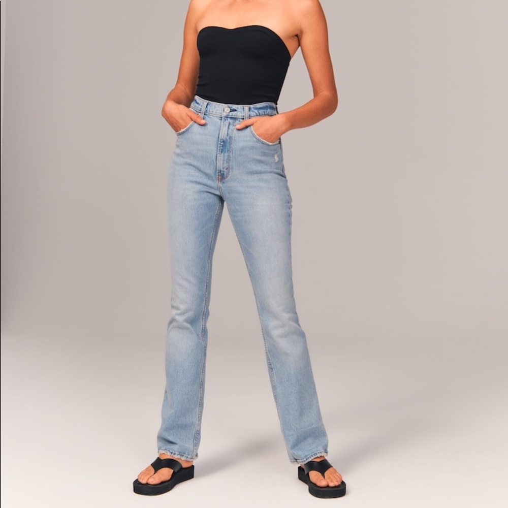 Abercrombie & Fitch Ultra High Rise Vintage Flare Jeans 24S